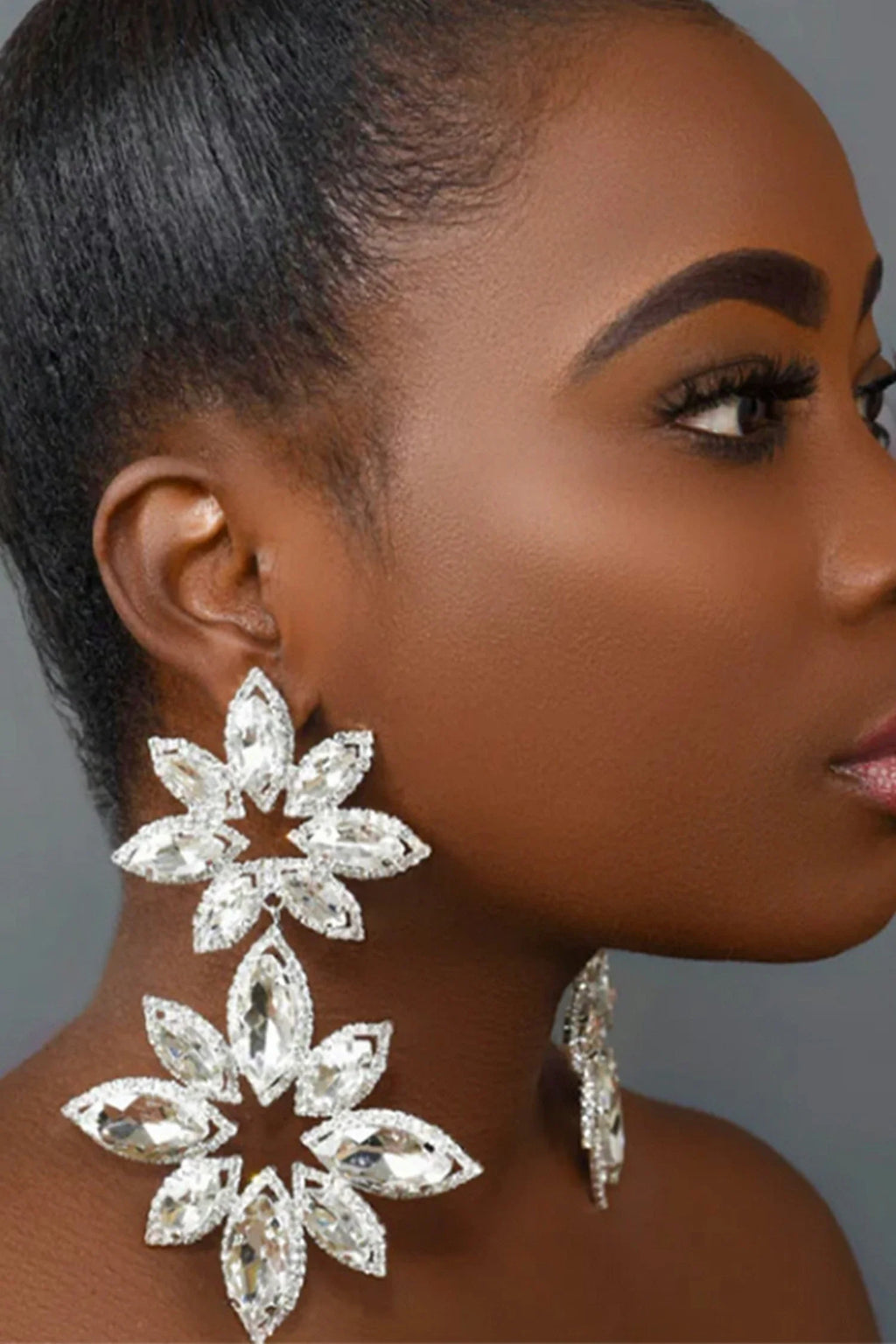 Brittanie Flower Rhinestones Earrings