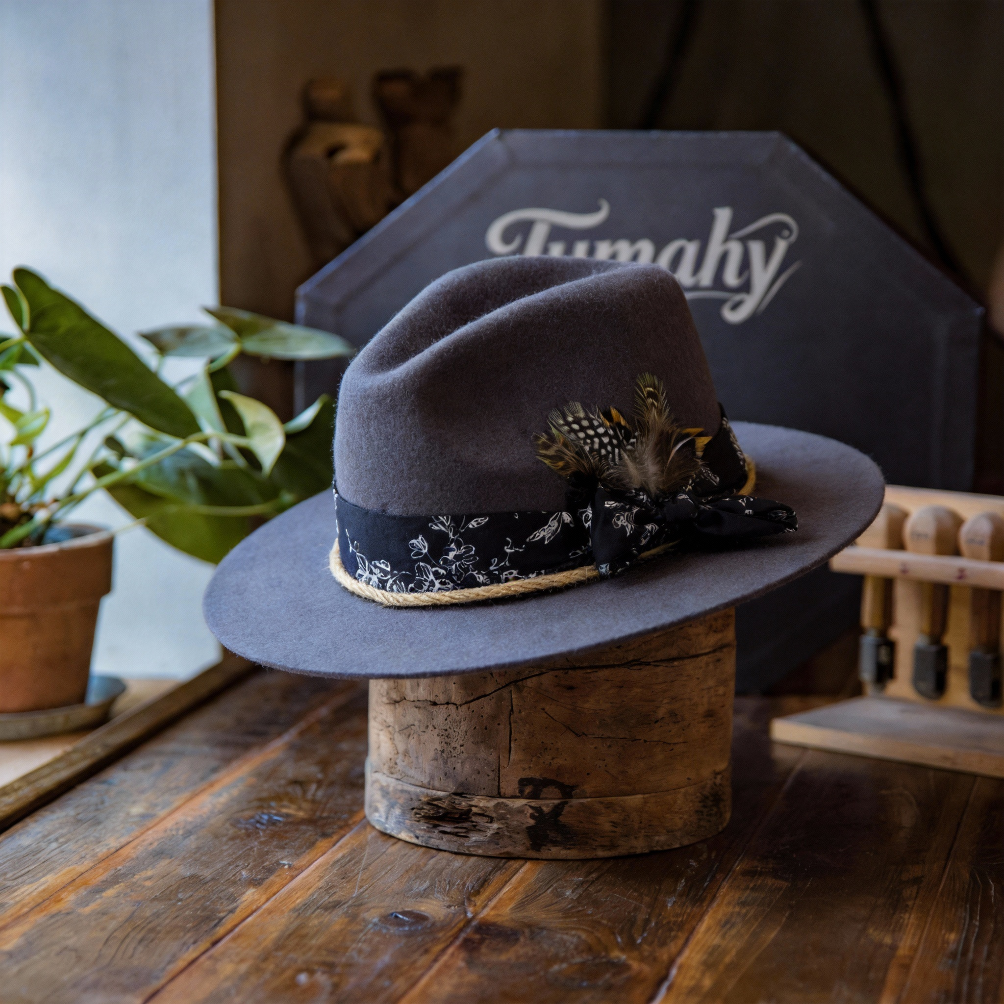Classic Gray Minimalist Felt Fedora Hat
