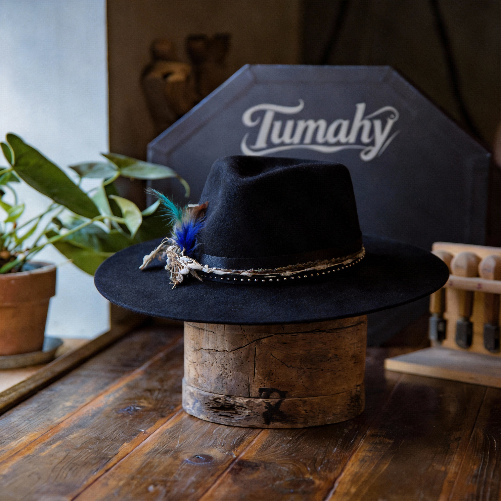 Black Timeless Felt Fedora Hat for Everyday Wear